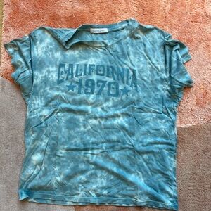 Daydreamer Tie dye tee in size L